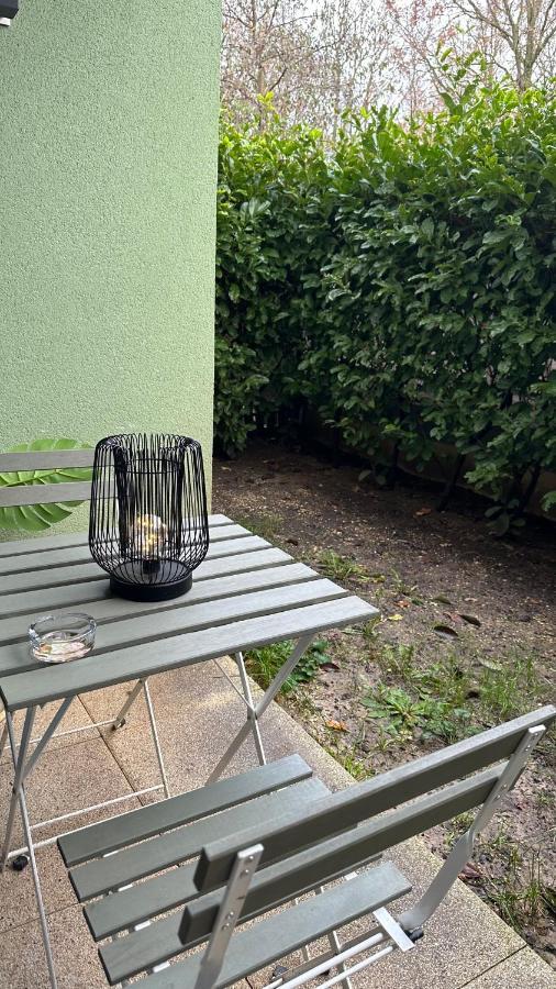 Appartement A Fleury-Merogis Proche De Paris Exterior photo